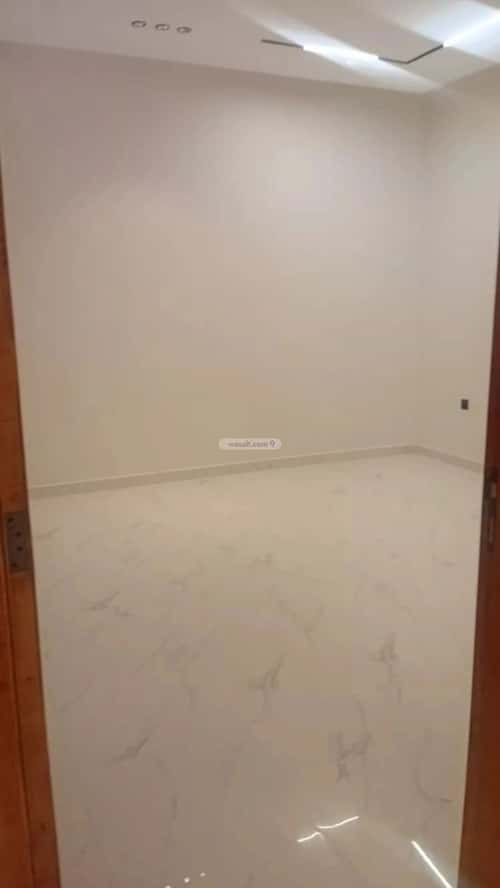 3 bedroom floor in Al Janadriyah