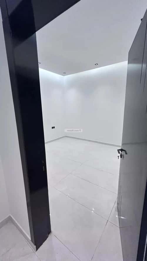 3 bedroom floor in Al Bayan