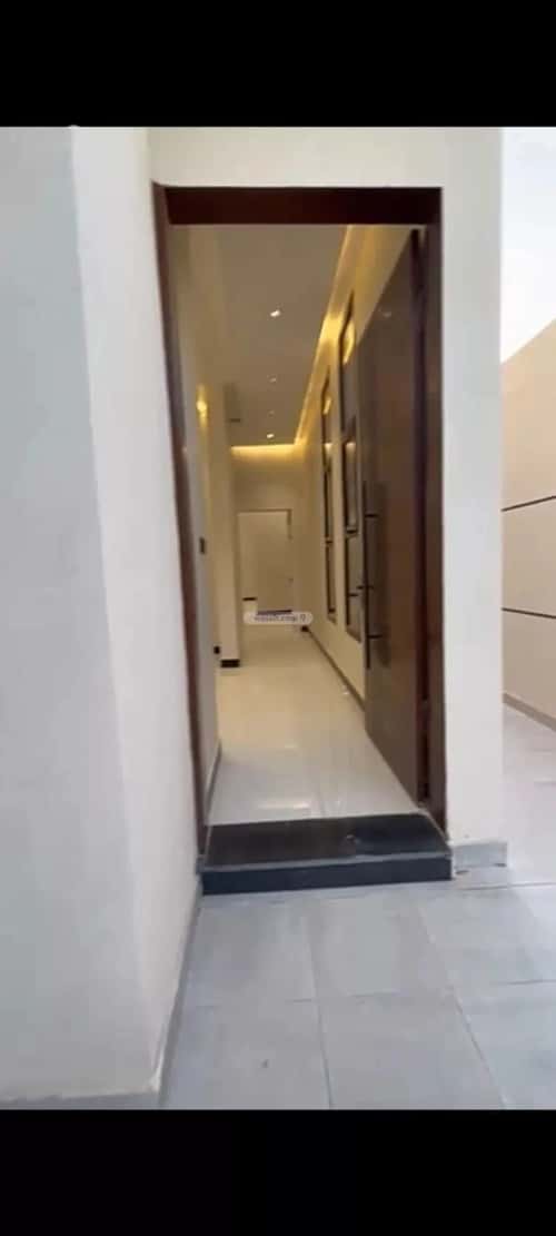3 bedroom floor in Al Bayan