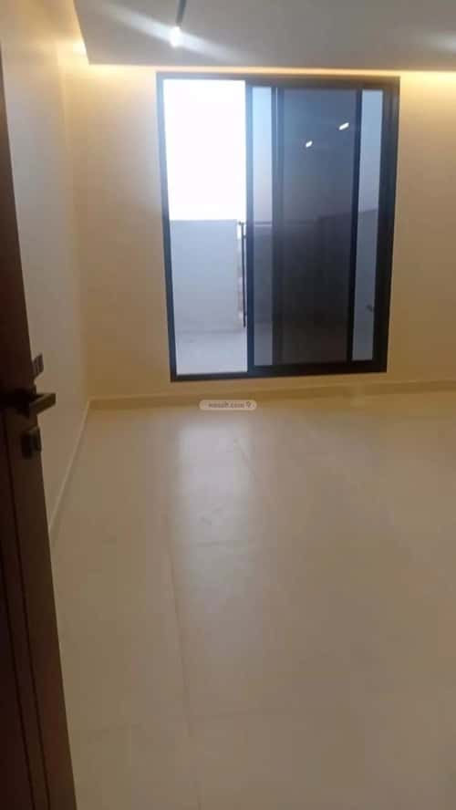 شقة 4 غرف في المرجان