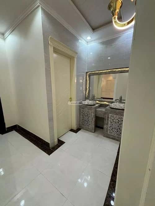 فيلا 300 متر مربع واجهة شمالية ب 6 غرف طويق، غرب الرياض، الرياض