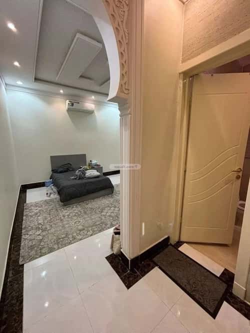 فيلا 300 متر مربع واجهة شمالية ب 6 غرف طويق، غرب الرياض، الرياض