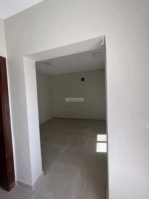 فيلا 300 متر مربع واجهة غربية ب 5 غرف الجنادرية، شرق الرياض، الرياض