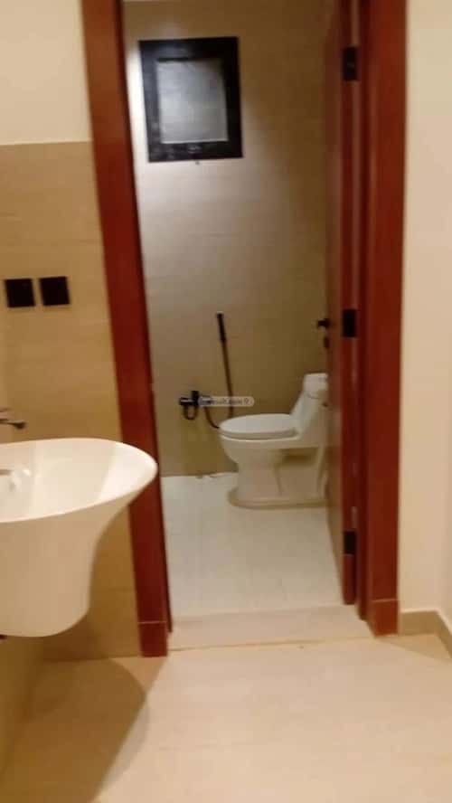 Apartment with 4 bedrooms البيان، شرق الرياض، الرياض