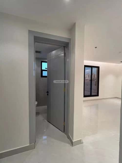 Apartment with 4 Bedrooms Al-Hazm, West Riyadh, Riyadh