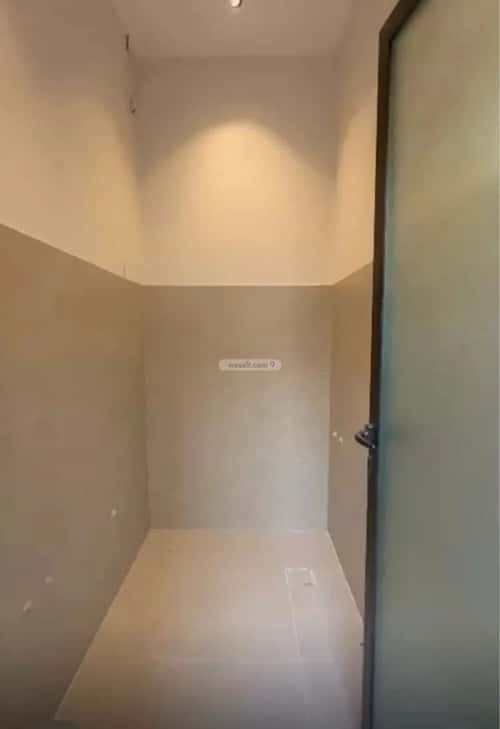 Floor 151 SQM with 5 bedrooms السويدي، غرب الرياض، الرياض