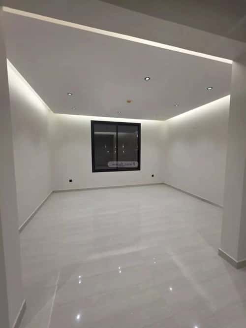 Apartment with 5 Bedrooms Al-Hazm, West Riyadh, Riyadh