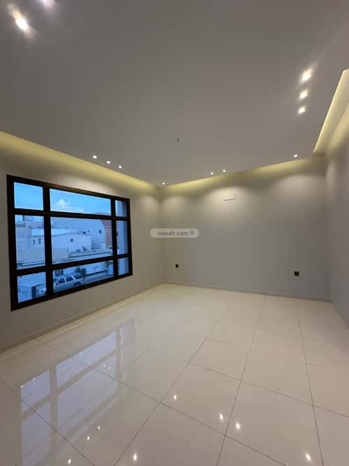 فيلا 250 متر مربع جنوبية على شارع 20م اليرموك، خميس مشيط