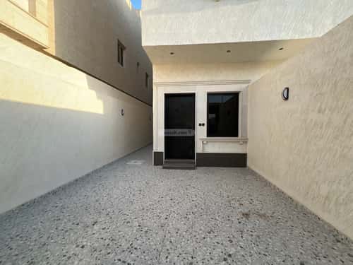 Floor 180.15 SQM with 4 Bedrooms Ar-Rimal, East Riyadh, Riyadh
