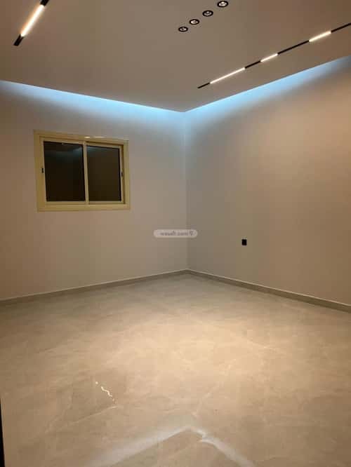 Floor with 5 Bedrooms Hitteen, North Riyadh, Riyadh