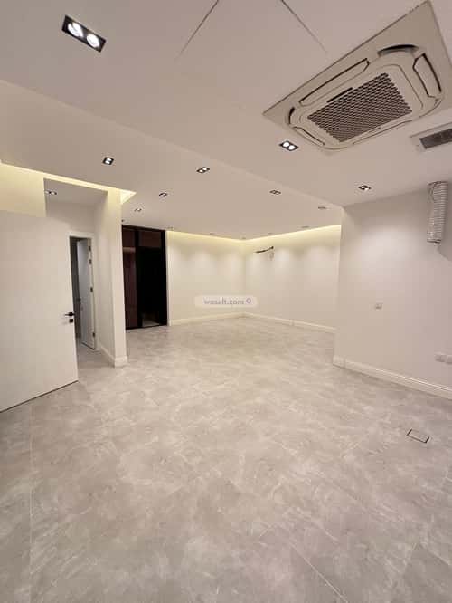 Villa 161.93 SQM Facing North with 5 Bedrooms Al-Malqa, North Riyadh, Riyadh