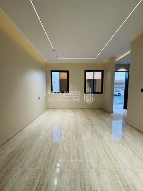 فيلا 332.75 متر مربع شمالية على شارع 15م العرفاء الغربية، الطائف