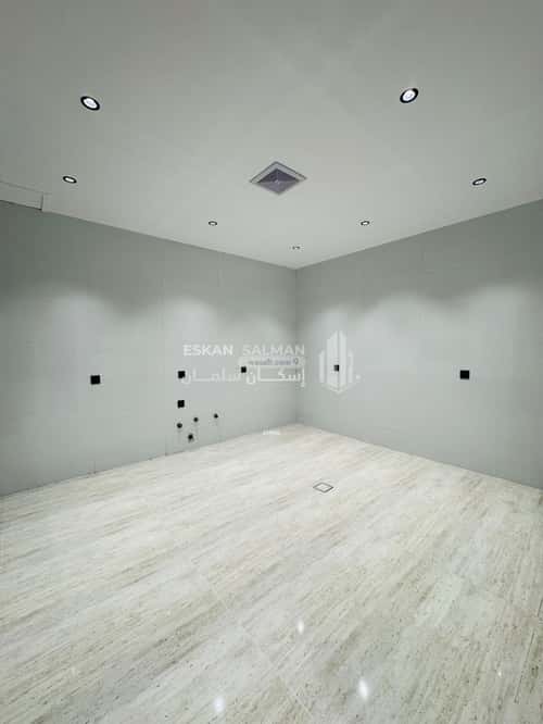 فيلا 332.75 متر مربع شمالية على شارع 15م العرفاء الغربية، الطائف