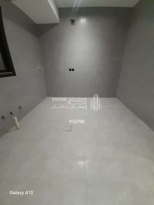 شقة ب 5 غرف الجنادرية، شرق الرياض، الرياض