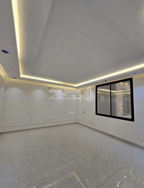 Floor 632 SQM with 7 bedrooms الورود، صامطة