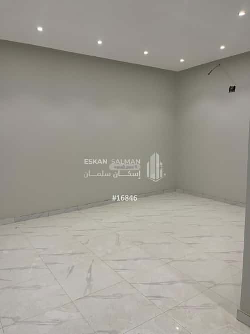 فيلا 200 متر مربع جنوبية على شارع 15م الحمراء الأول، الاحساء