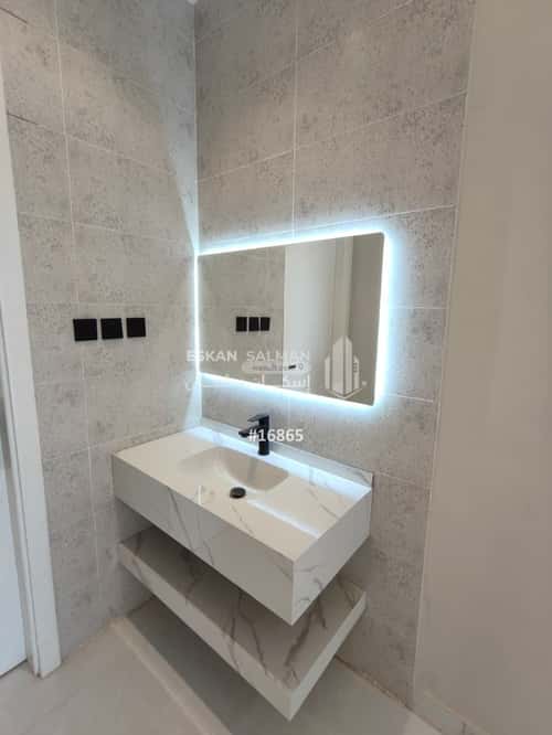 فيلا 300 متر مربع جنوبية على شارع 15م الرحمانية، شرق جدة، جدة