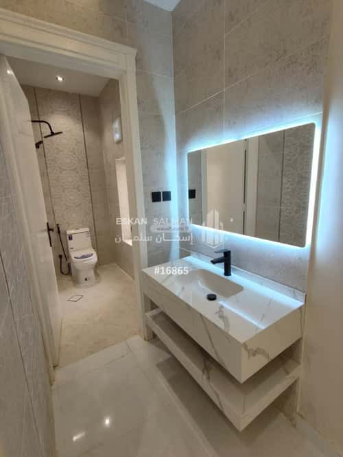 فيلا 300 متر مربع جنوبية على شارع 15م الرحمانية، شرق جدة، جدة