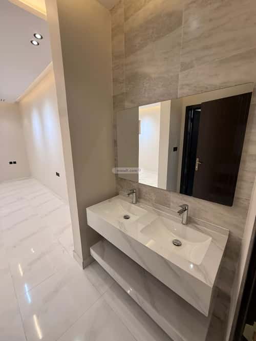 فيلا 300 متر مربع مع شقتين واجهة شمالية القرينية، جنوب جدة، جدة