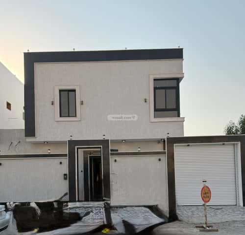Villa 300 SQM with 2 Apartments Facing North Al Qryenah, South Jeddah, Jeddah