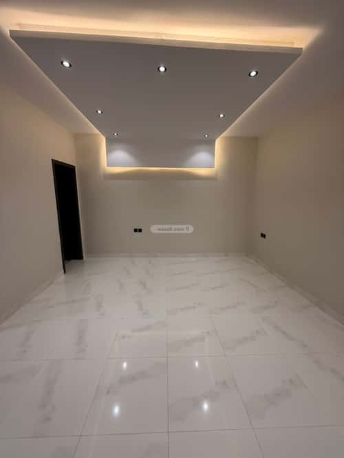 فيلا 300 متر مربع مع شقتين واجهة شمالية القرينية، جنوب جدة، جدة