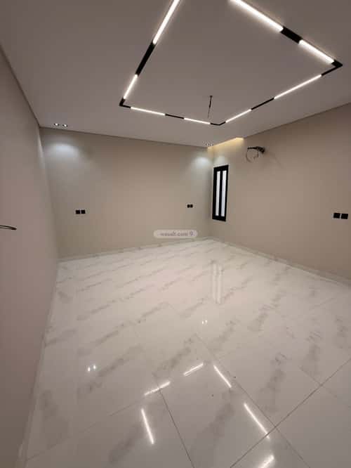 Villa 300 SQM with 2 Apartments Facing North Al Qryenah, South Jeddah, Jeddah