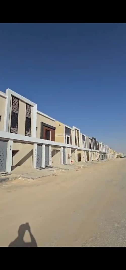 دور 233.61 متر مربع ب 7 غرف عكاظ، جنوب الرياض، الرياض
