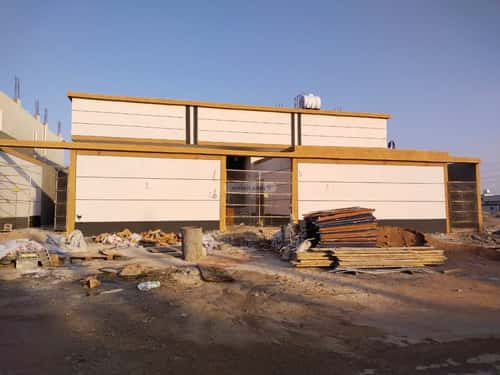 Floor 550 SQM with 9 Bedrooms Hadaa Abu Sadr, Madinah