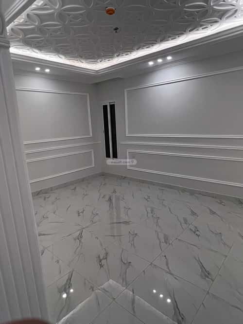 Apartment with 4 bedrooms الحمراء، الخبر