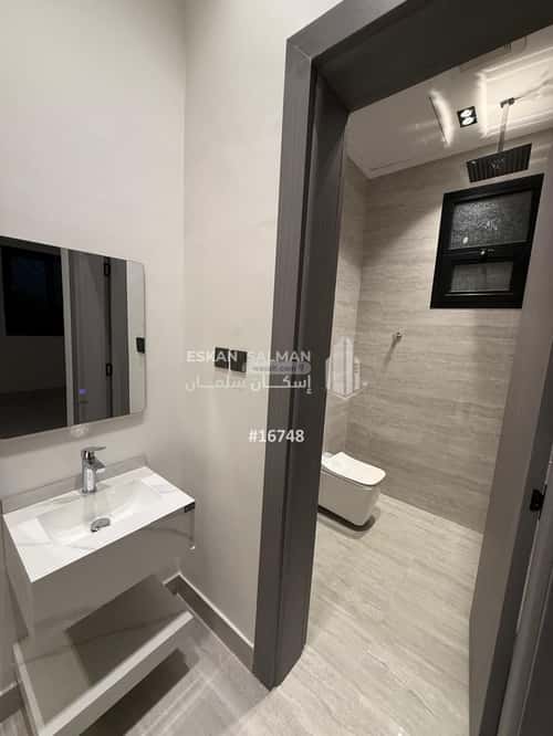 فيلا 528 متر مربع جنوبية على شارع 18م المعيزيلة، شرق الرياض، الرياض