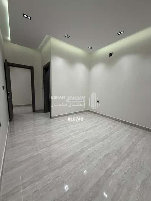 فيلا 528 متر مربع جنوبية على شارع 18م المعيزيلة، شرق الرياض، الرياض