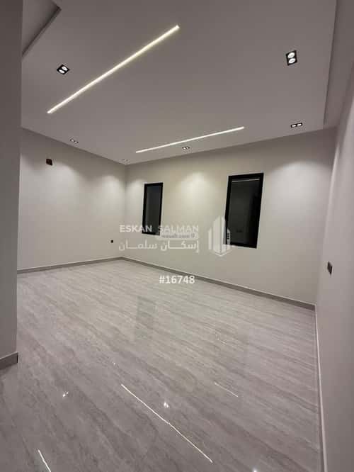 فيلا 528 متر مربع جنوبية على شارع 18م المعيزيلة، شرق الرياض، الرياض