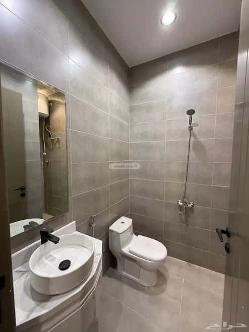 شقة ب 7 غرف الراقي، خميس مشيط