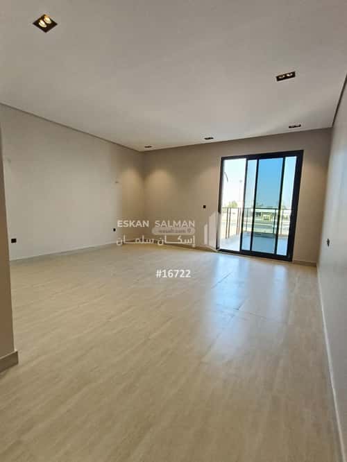 فيلا 312.5 متر مربع شمالية على شارع 18م الرمال، شرق الرياض، الرياض