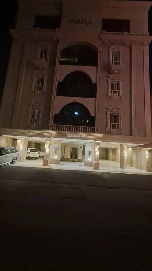 Floor 203 SQM with 7 bedrooms الروضة، شمال جدة، جدة