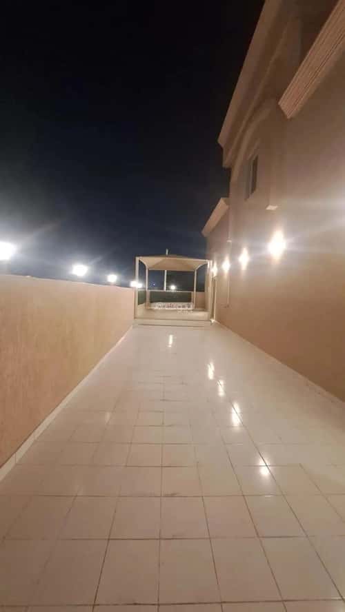 Floor 203 SQM with 7 bedrooms الروضة، شمال جدة، جدة