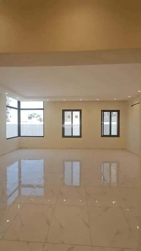 4 bedroom apartment in Al Salamah