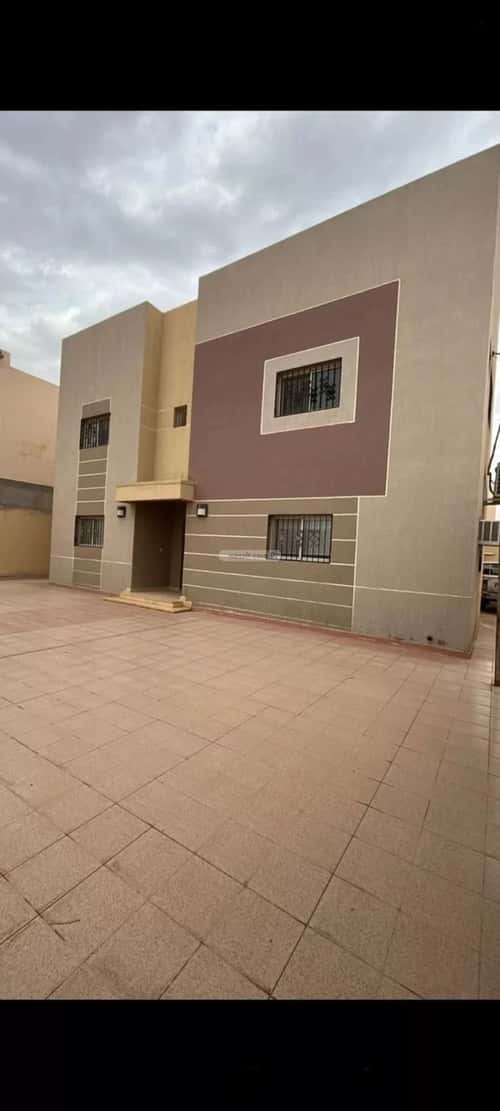 فيلا 500 متر مربع غربية على شارع 20م عقرباء، الجبيلة