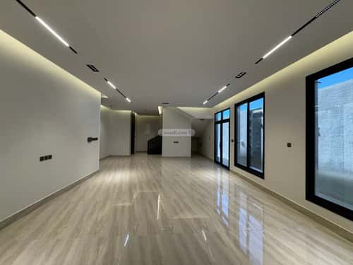 Villa 400 SQM Facing South West on 15m Width Street Ar-Rimal, East Riyadh, Riyadh