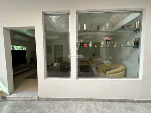 فيلا 810 متر مربع شمالية على شارع 20م الحزم، غرب الرياض، الرياض