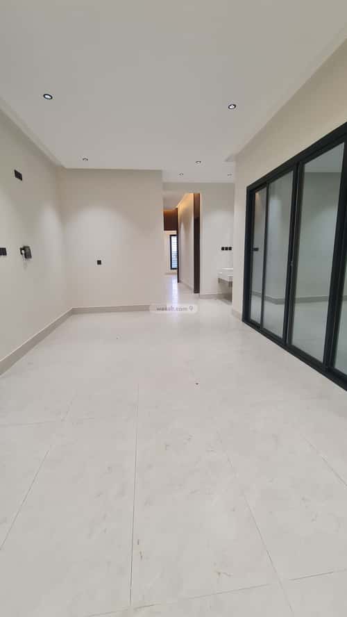 شقة 231 متر مربع ب 6 غرف الجامعيين، خميس مشيط