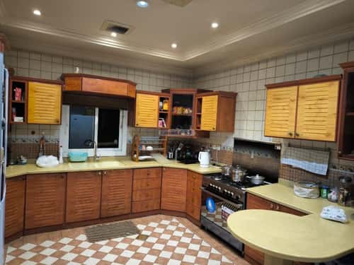 فيلا 375 متر مربع غربية على شارع 15م الصحافة، شمال الرياض، الرياض