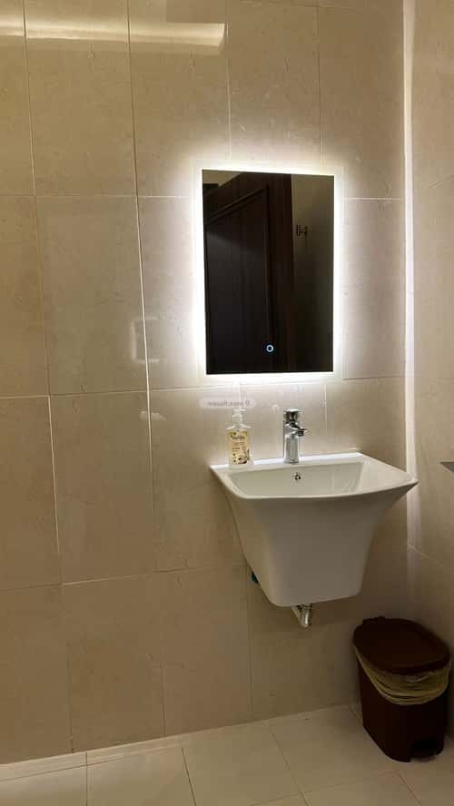 فيلا 900 متر مربع شمالية غربية على شارع 16م الزهور، شمال جدة، جدة