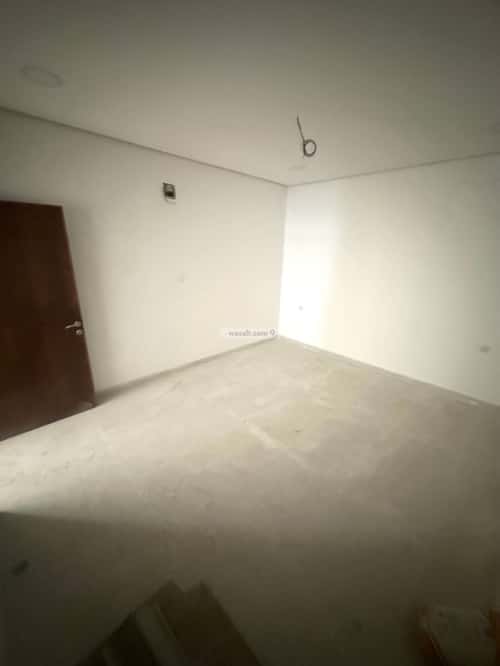 فيلا 250 متر مربع شمالية على شارع 15م الجلوية، الدمام