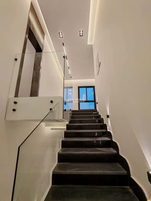 Floor 223.99 SQM with 4 Bedrooms Al-Muanisiyah, East Riyadh, Riyadh