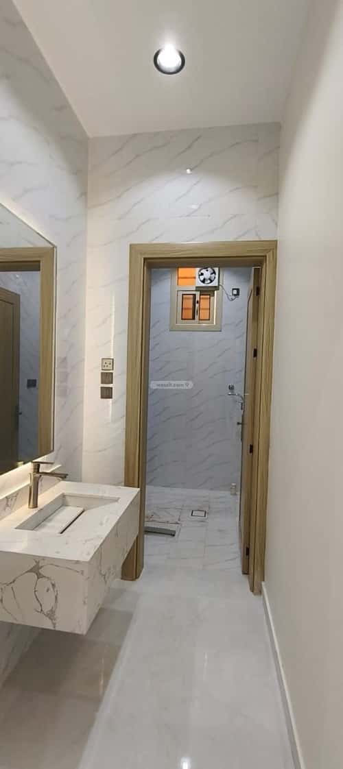 Floor 329.14 SQM with 6 Bedrooms Al Ma'Ala, Ahad Rafidah