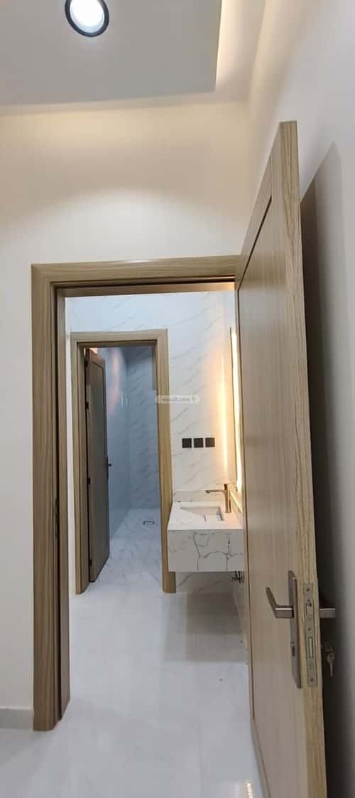 دور 329.14 متر مربع ب 6 غرف المعلاة، أحد رفيدة