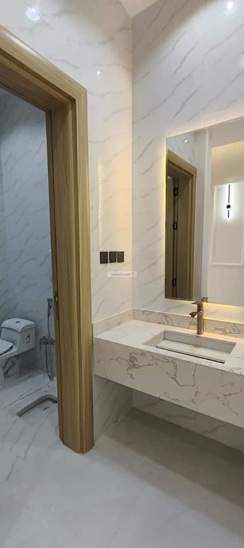 Floor 329 SQM with 6 Bedrooms Al Ma'Ala, Ahad Rafidah