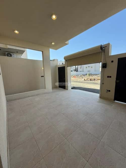 شقة ب 7 غرف المعلاة، أحد رفيدة