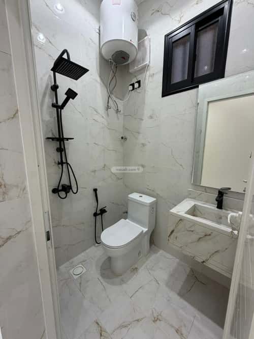 شقة ب 7 غرف المعلاة، أحد رفيدة